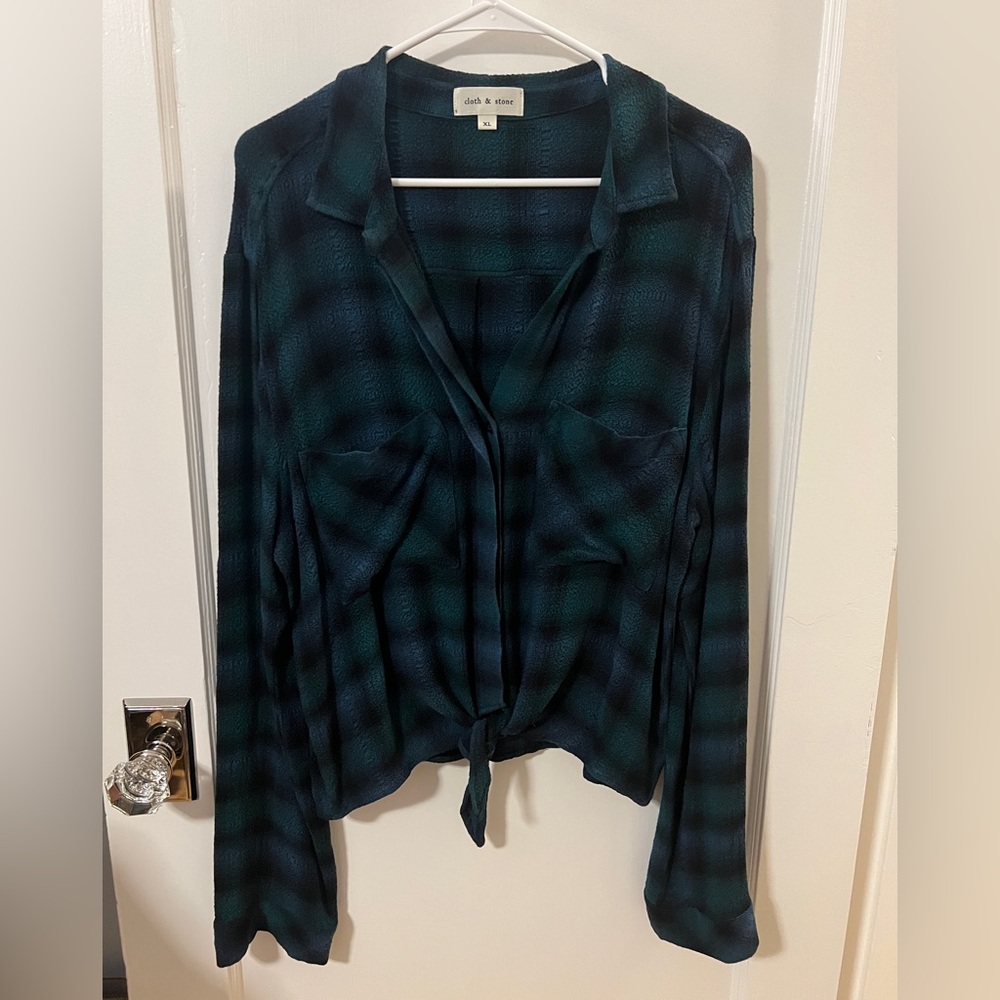 Cloth & Stone Women's Blue and Green Plaid Button Down Shirt